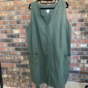 3/$15 Sleeveless olive green shift dress